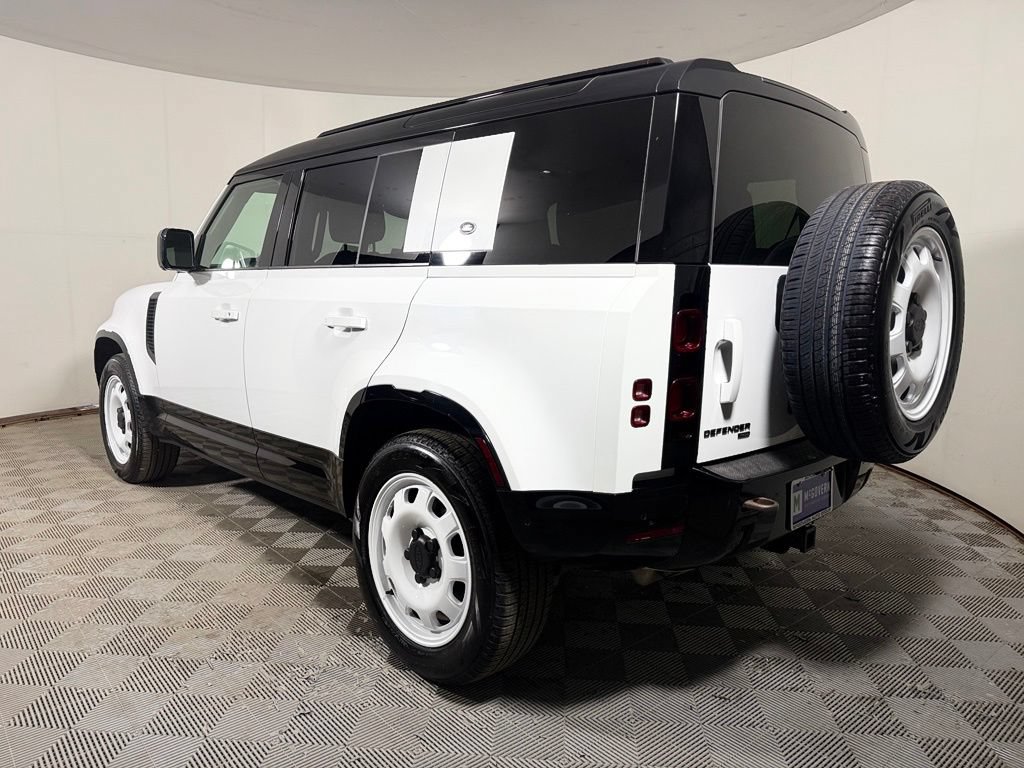 Used 2022 Land Rover Defender 110 X-Dynamic HSE AWD/4WD image 4