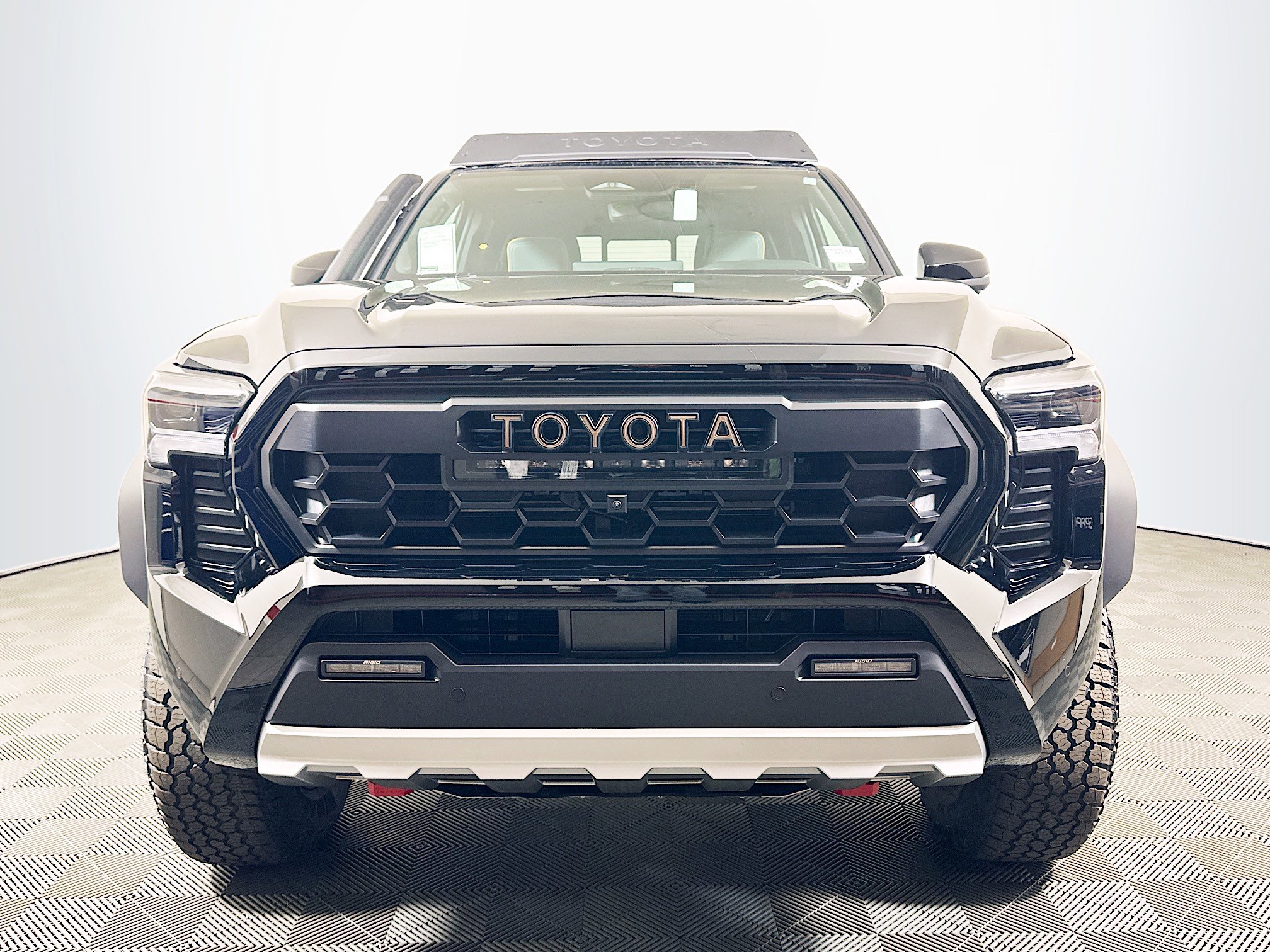 New 2026 Toyota Tacoma Trailhunter Hybrid image 3