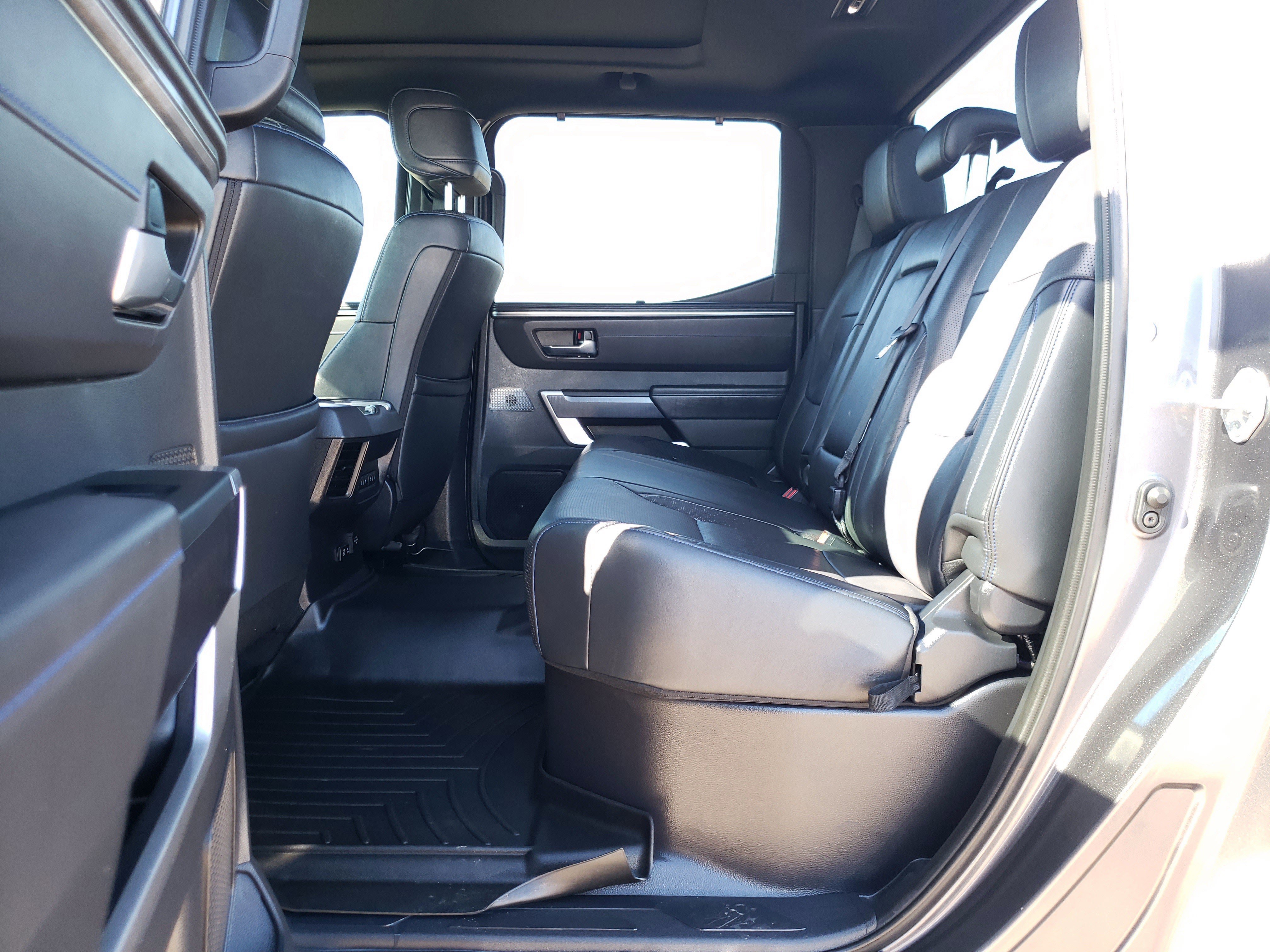 Used 2025 Toyota Tundra Platinum AWD/4WD image 15