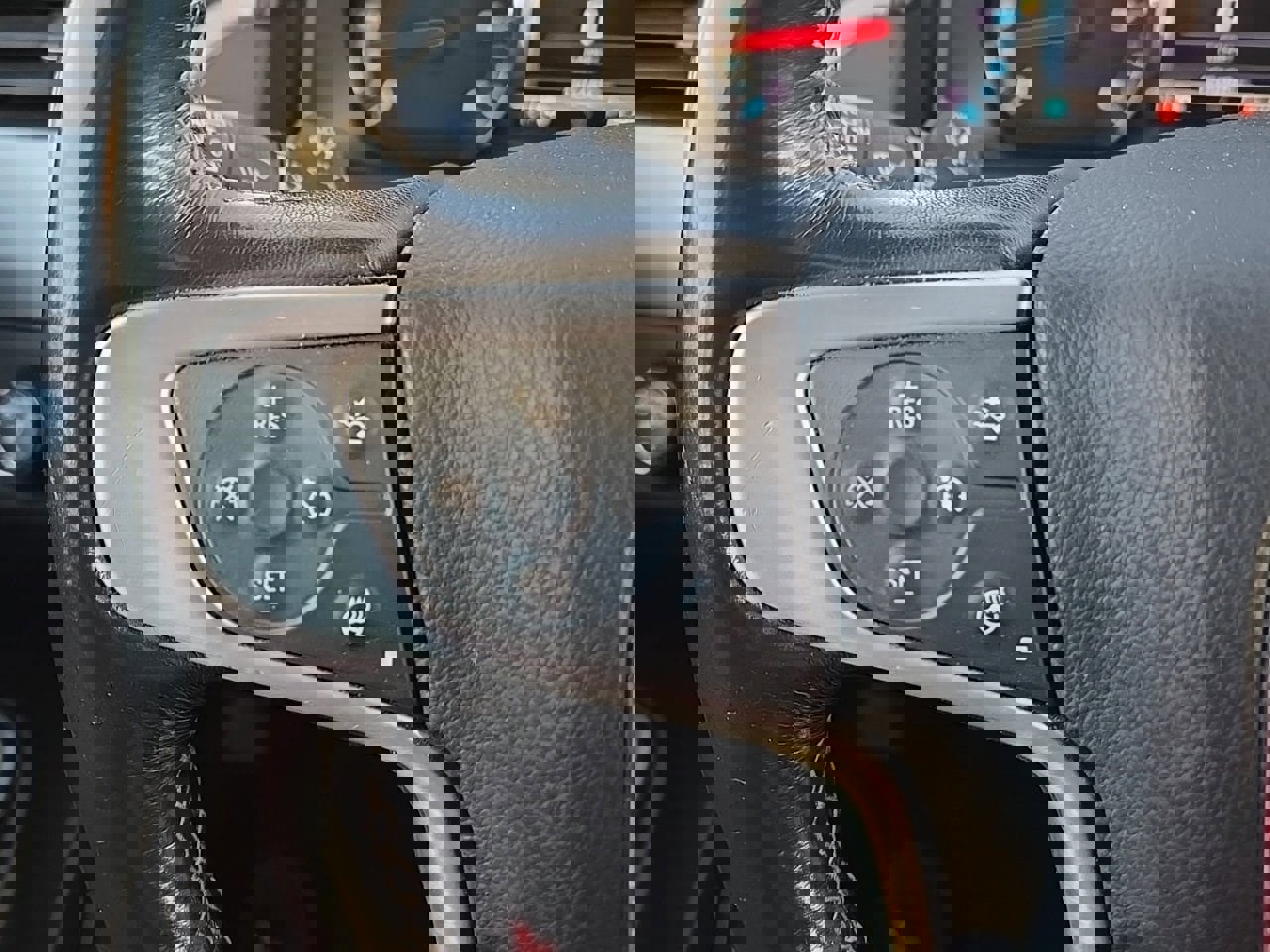 Used 2020 GMC Yukon XL SLT image 19