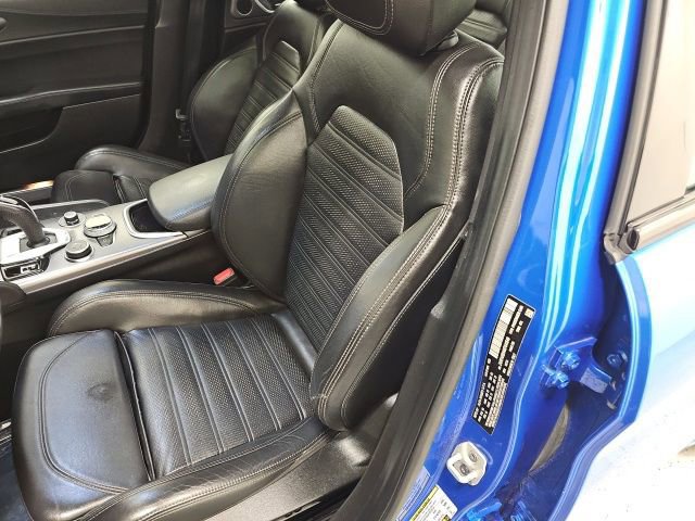 Used 2021 Alfa Romeo Giulia Ti Sport AWD/4WD image 15