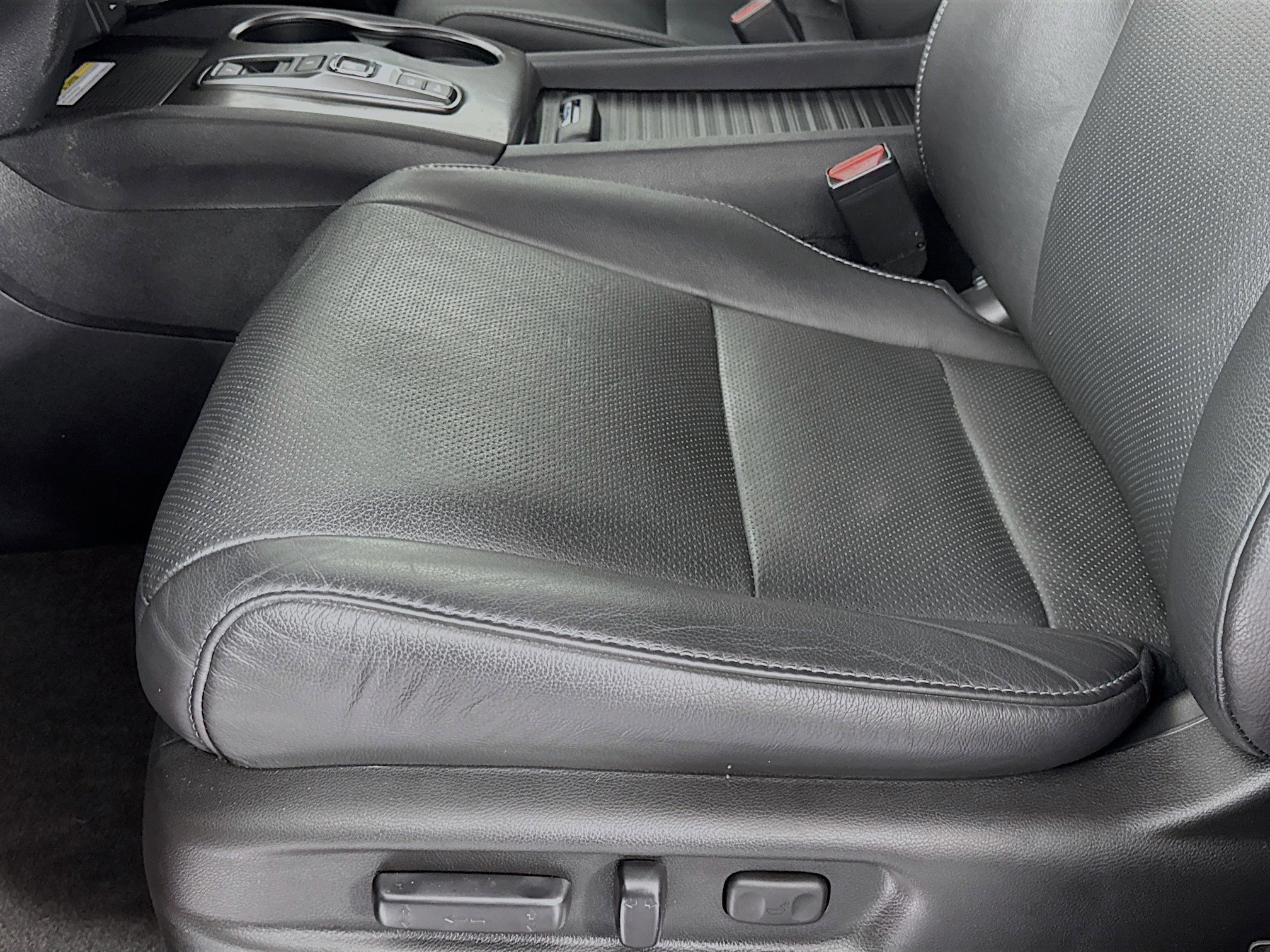 Certified 2023 Honda Passport EX-L image 18