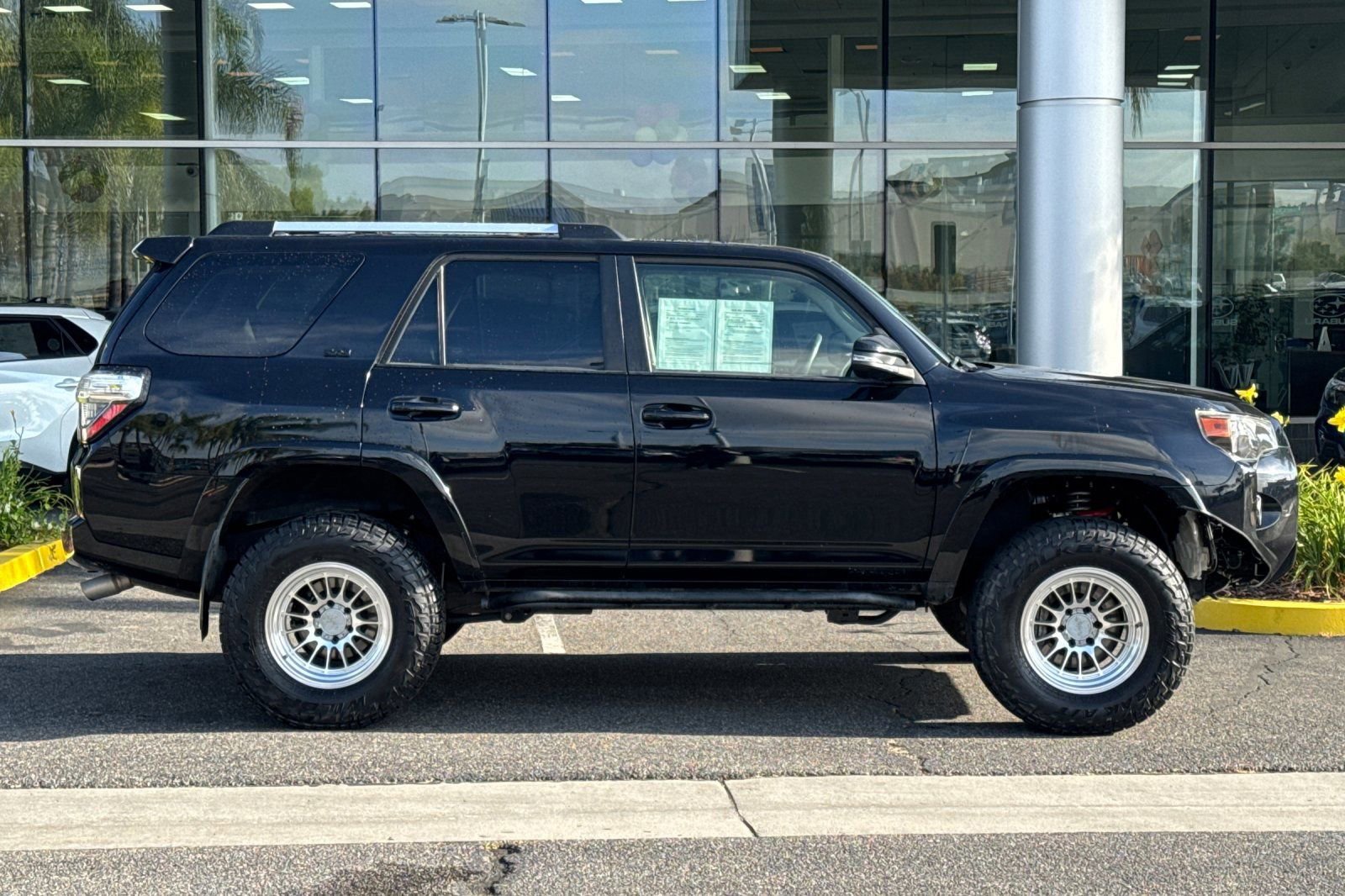 Used 2021 Toyota 4Runner SR5 Premium w/ Moonroof Package AWD/4WD image 3