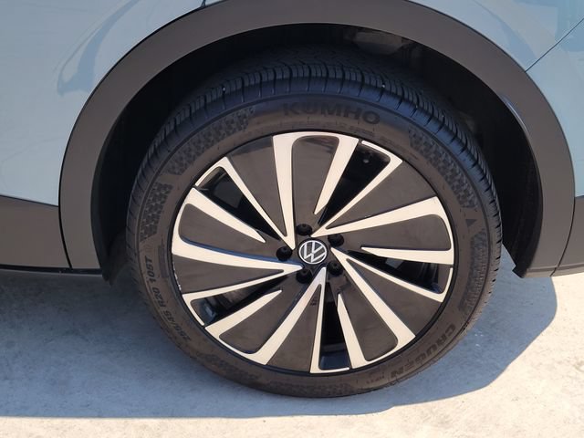 Used 2023 Volkswagen ID.4 Pro S Plus AWD/4WD image 14