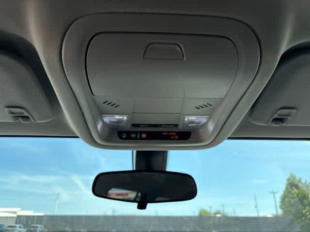 Used 2021 GMC Acadia SLE FWD image 22