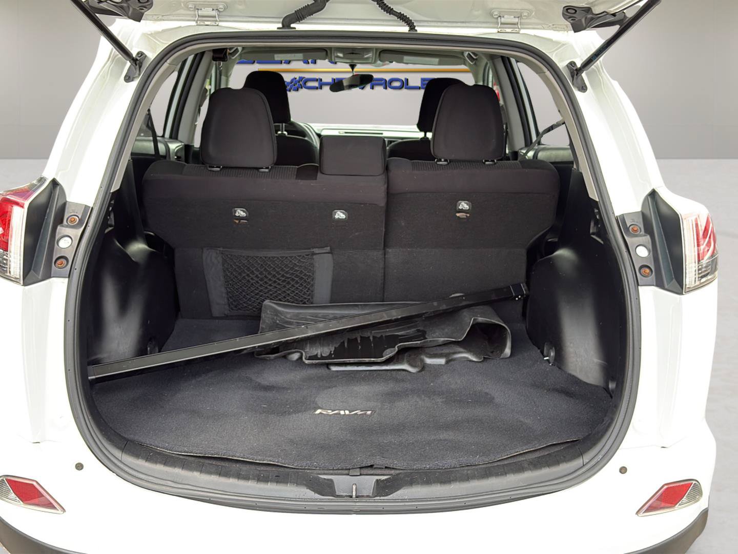 Used 2016 Toyota RAV4 LE AWD/4WD image 27