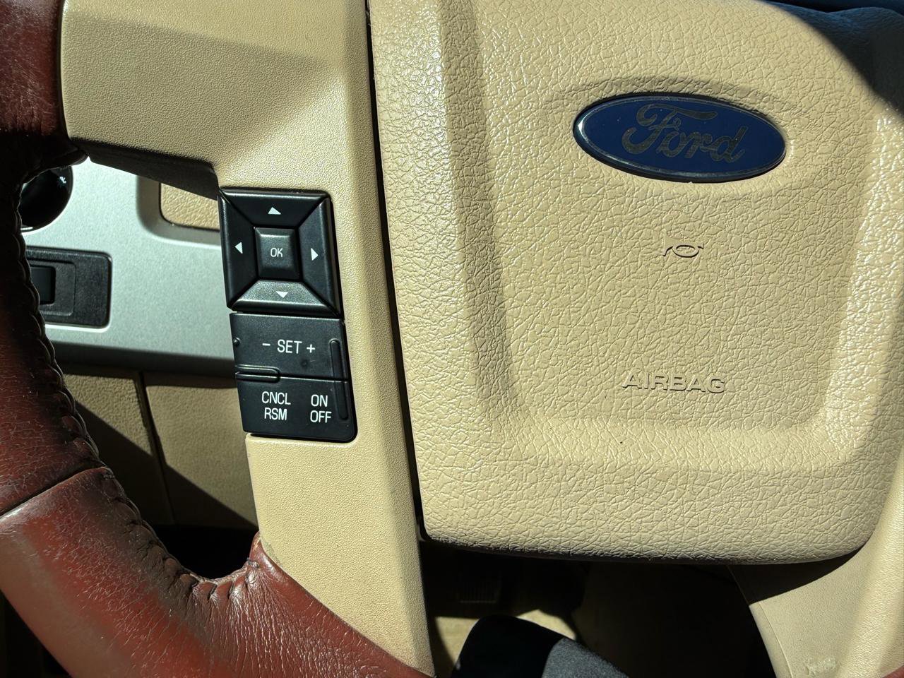 Used 2013 Ford F150 King Ranch w/ King Ranch Luxury Pkg AWD/4WD image 22