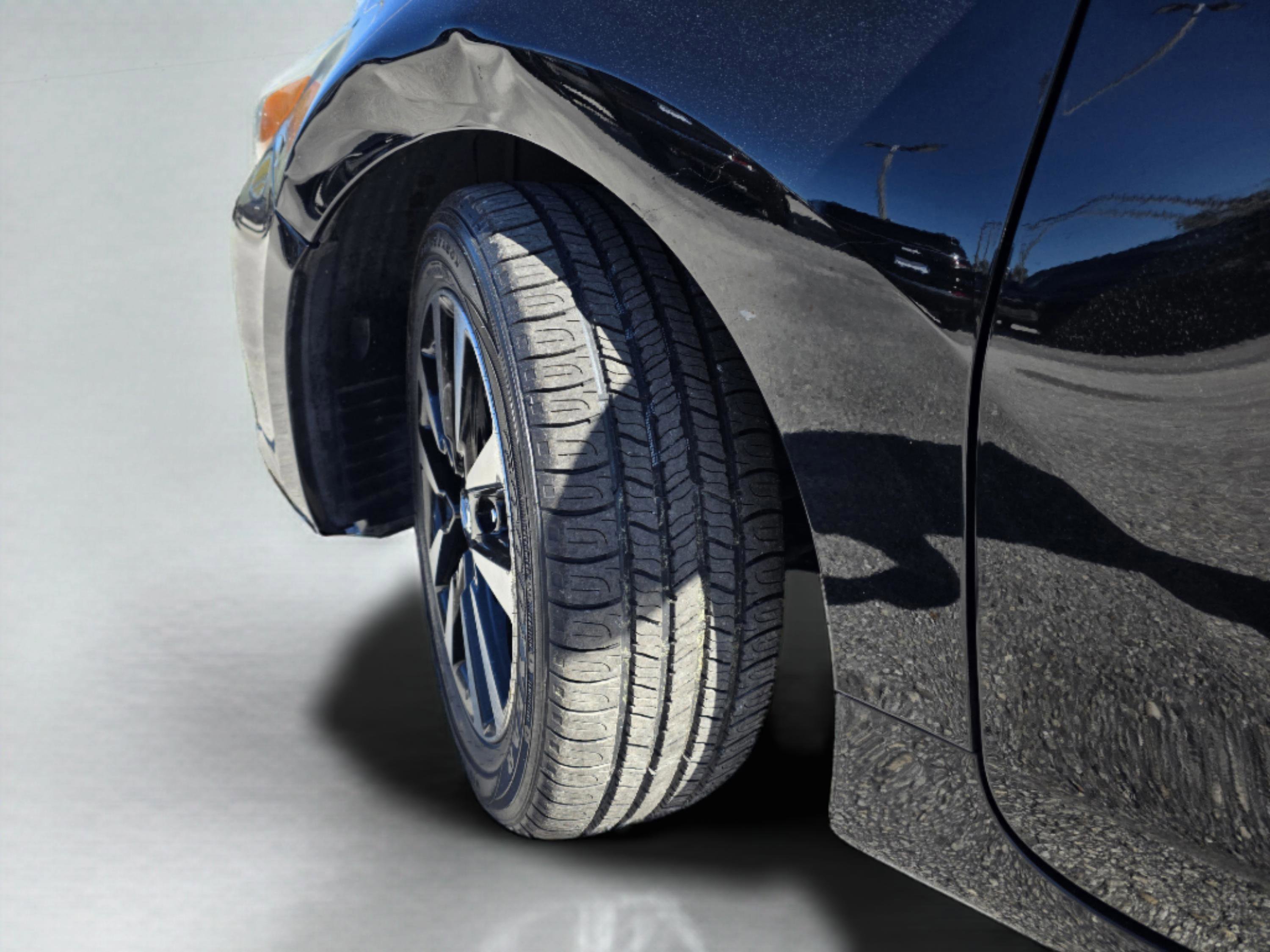 Used 2018 Nissan Altima 2.5 SV image 38