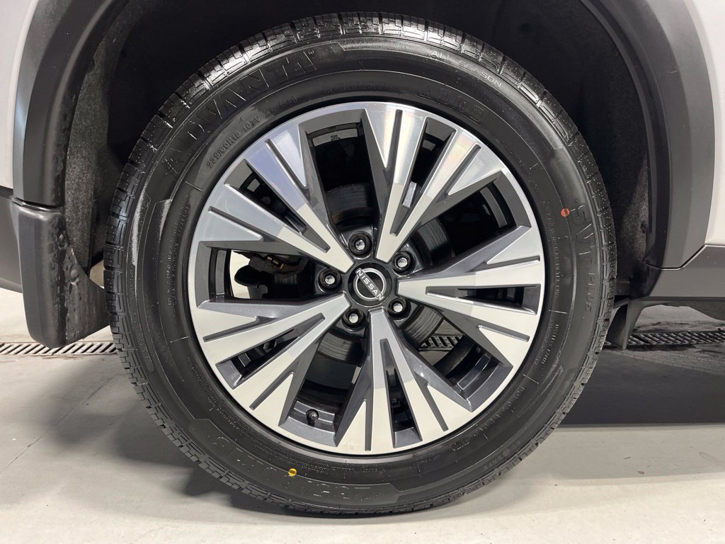 Used 2023 Nissan Rogue SV AWD/4WD image 37