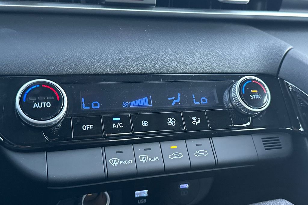 New 2026 Hyundai Elantra Blue image 16