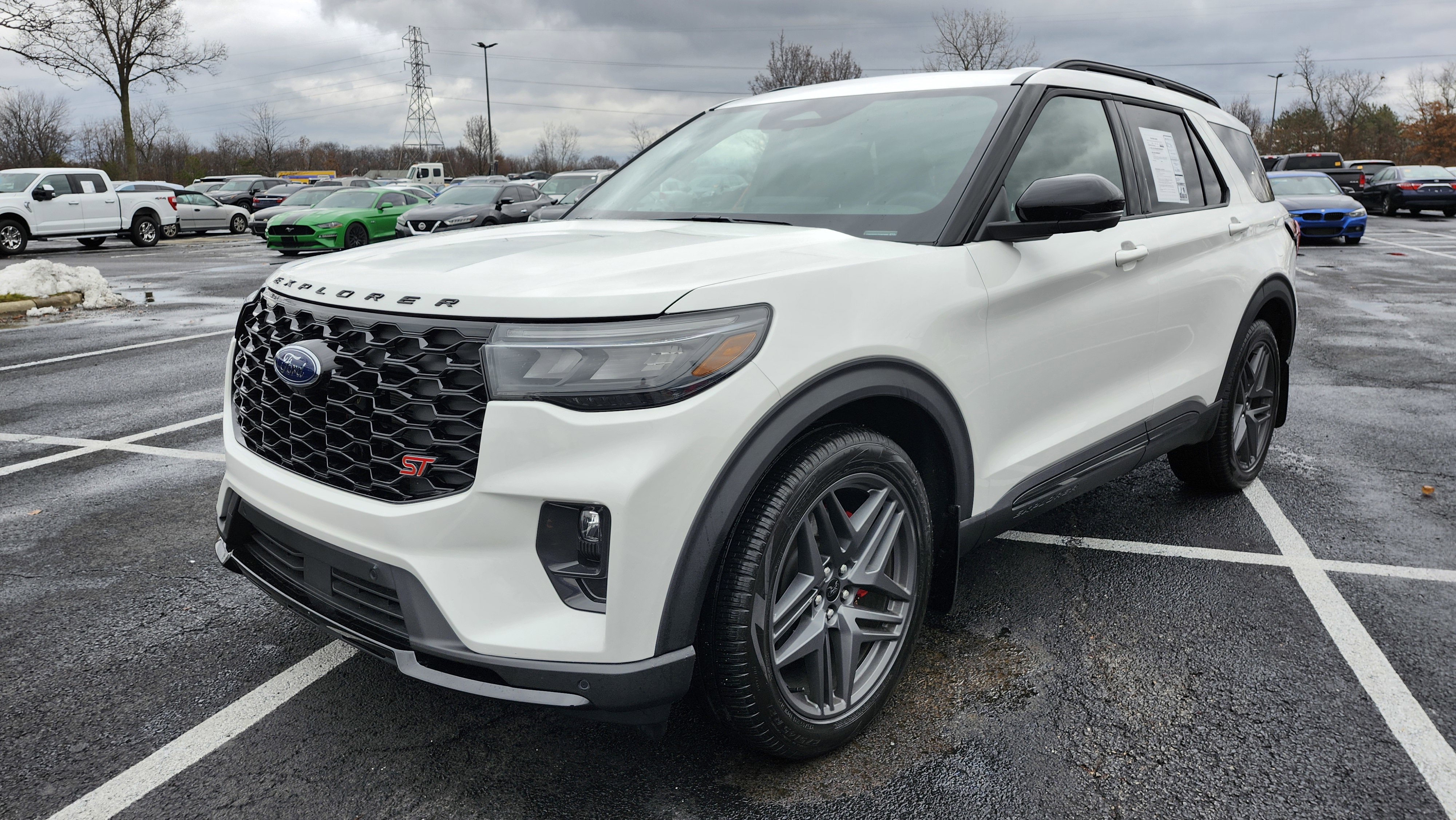 Used 2025 Ford Explorer ST w/ Sun And Sound Package image 16