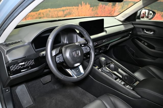 Used 2025 Honda Accord Touring image 20