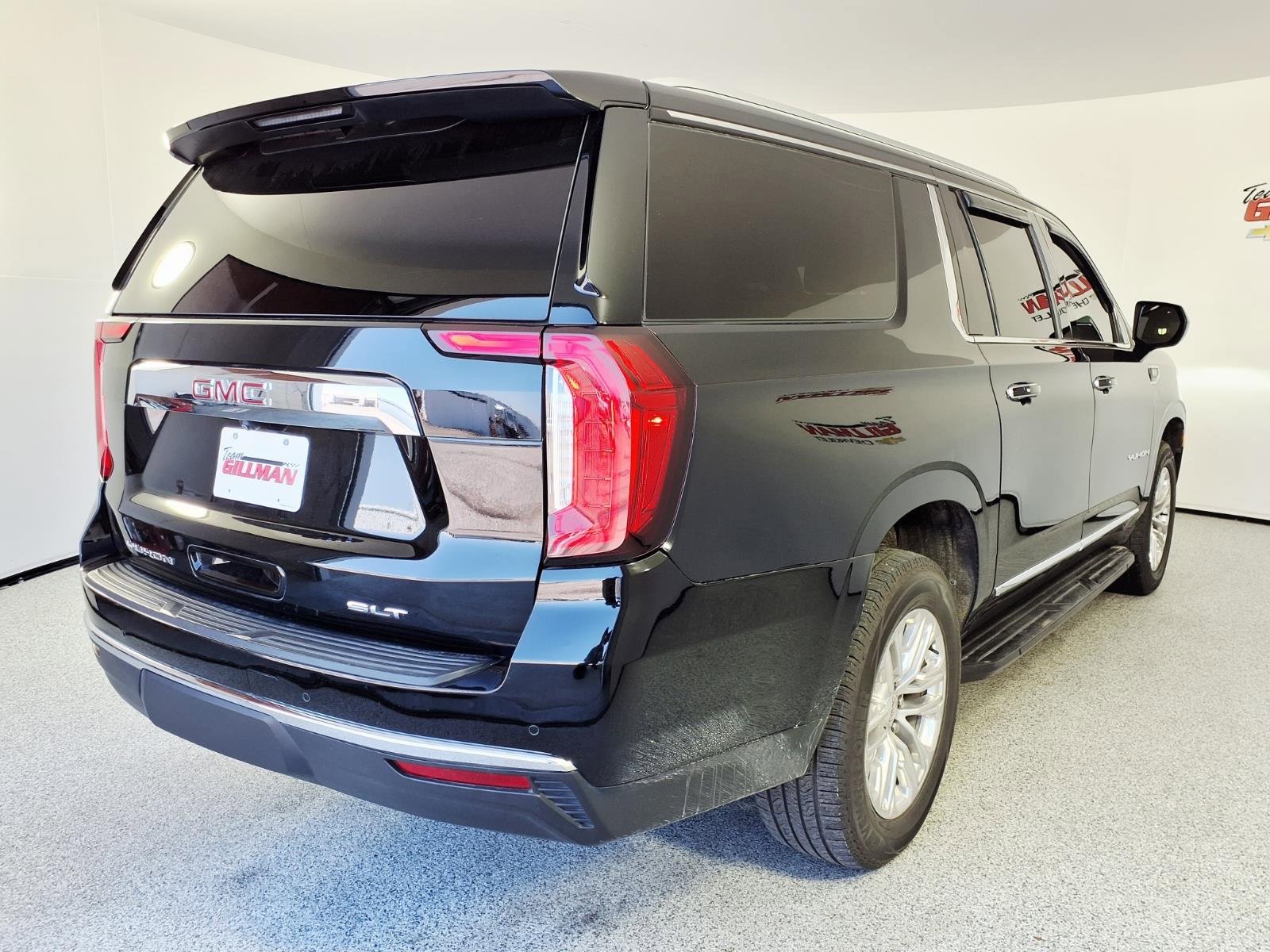 Used 2023 GMC Yukon XL SLT image 7