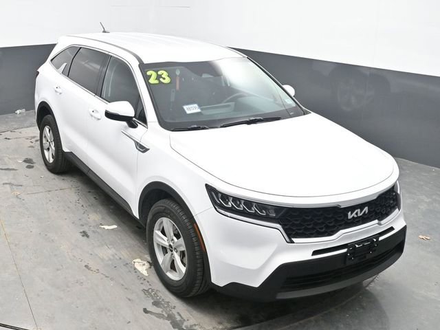 Used 2023 Kia Sorento LX AWD/4WD image 27