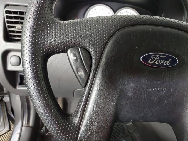 Used 2005 Ford Escape XLS FWD image 21