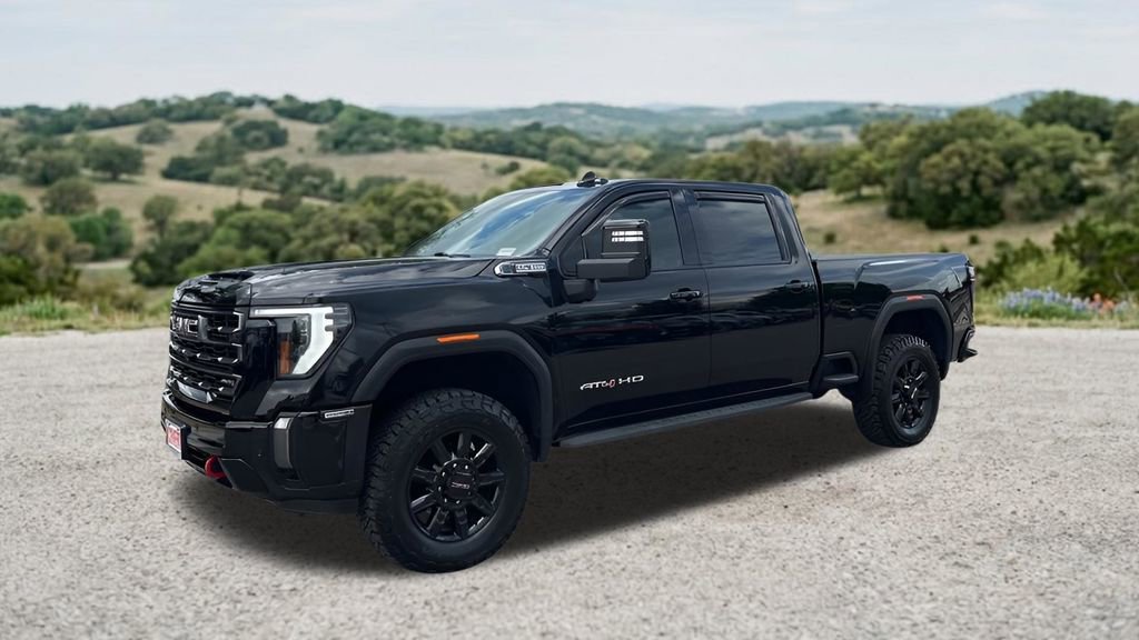 Used 2024 GMC Sierra 2500 AT4 w/ AT4 Premium Plus Package AWD/4WD image 3
