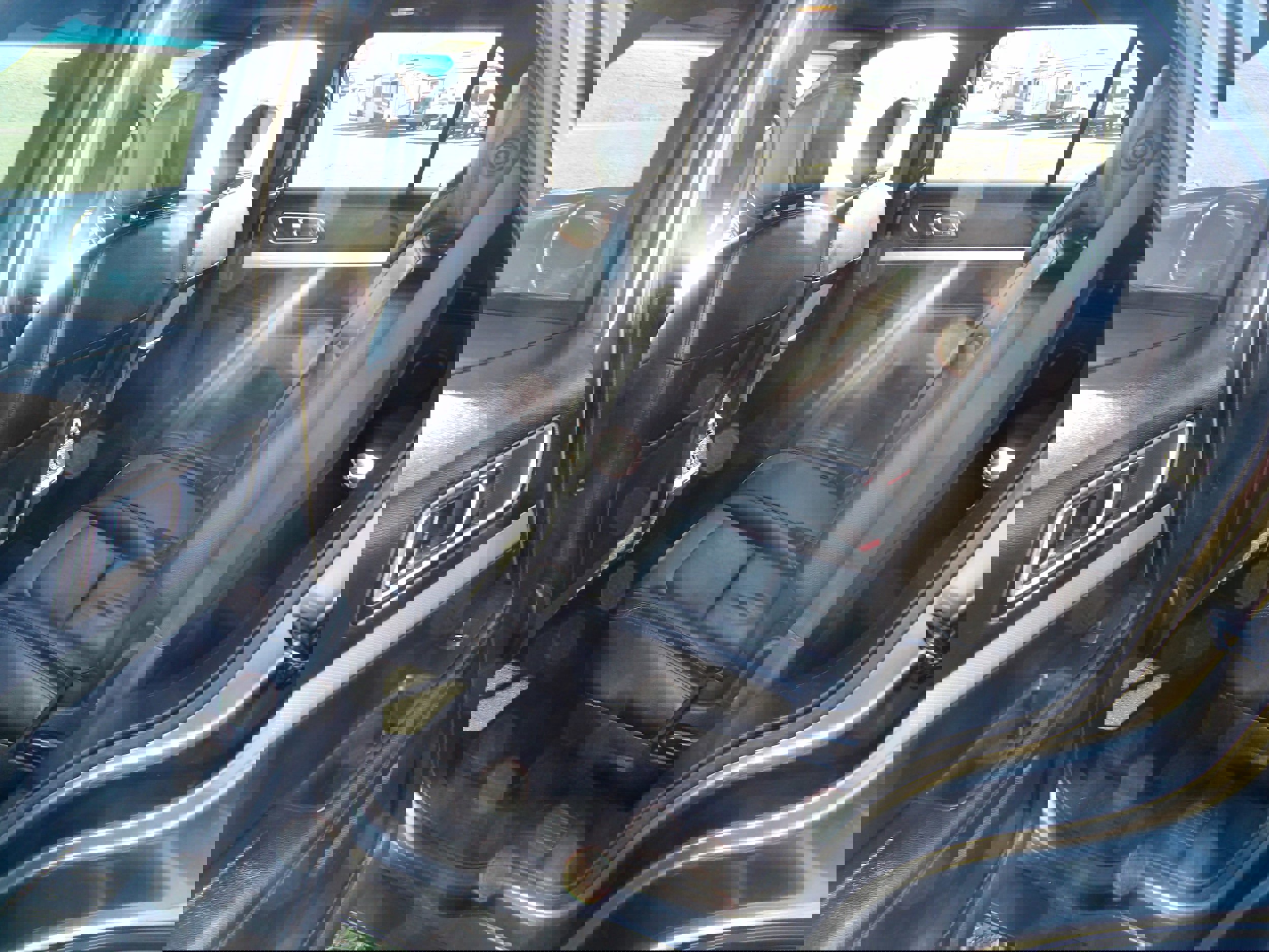 Used 2016 Ford Explorer XLT w/ Equipment Group 202A image 13