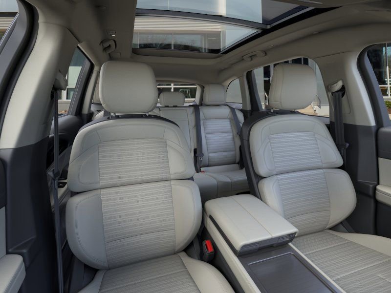 New 2026 Lincoln Nautilus Reserve image 10