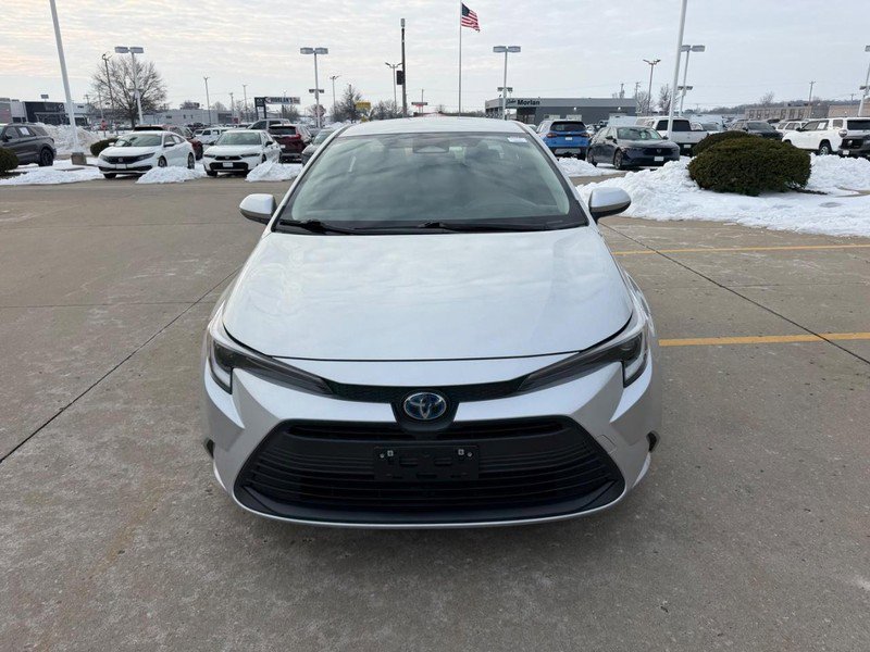 Used 2023 Toyota Corolla LE image 6