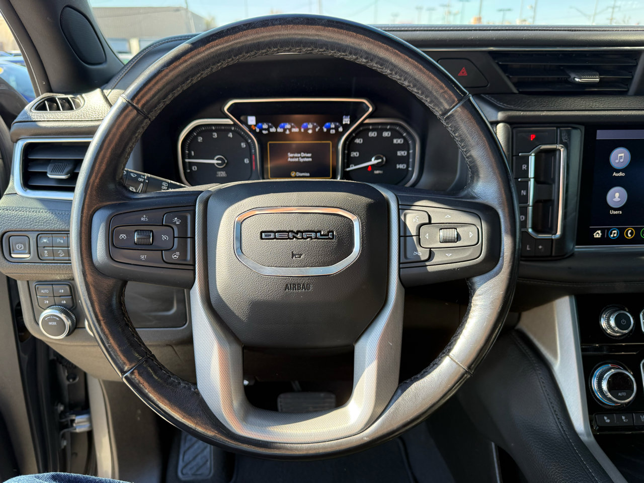 Used 2021 GMC Yukon XL Denali w/ Advanced Technology Package image 22