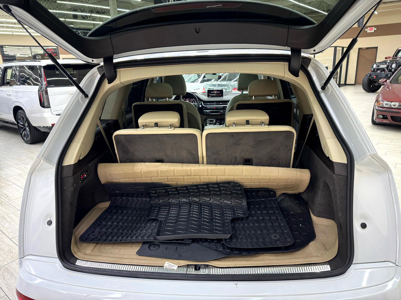 Used 2018 Audi Q7 3.0T Prestige image 9