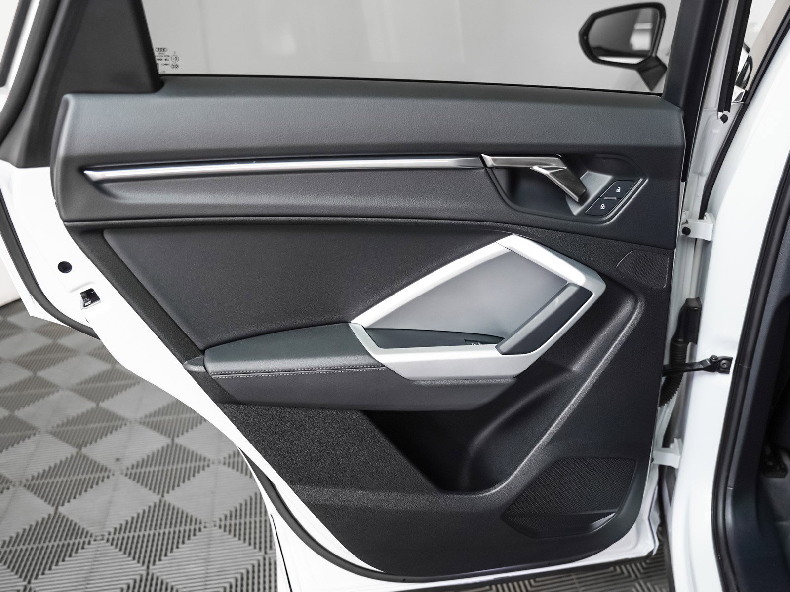 Certified 2023 Audi Q3 2.0T Premium Plus w/ Premium Plus Package image 26