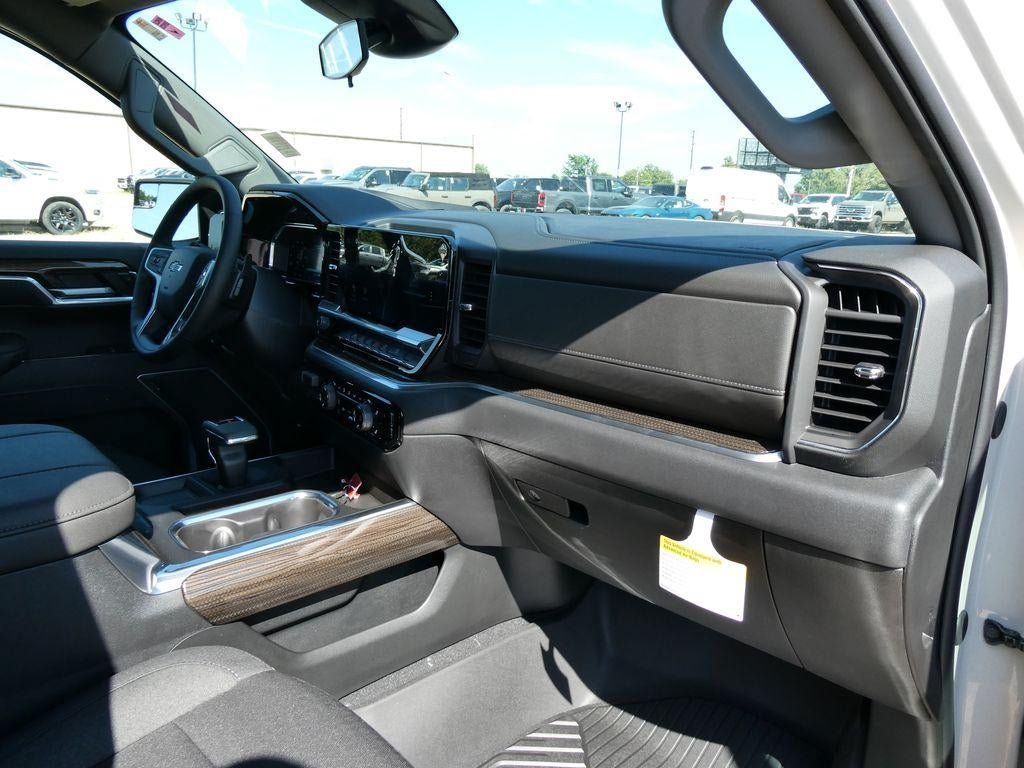 New 2026 Chevrolet Silverado 1500 RST AWD/4WD image 11