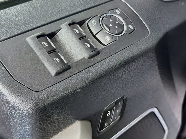 Used 2019 Ford F150 Lariat w/ Equipment Group 502A Luxury AWD/4WD image 17
