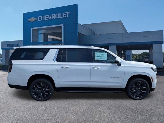 New 2026 Chevrolet Suburban LT w/ Comfort Package RWD image 3