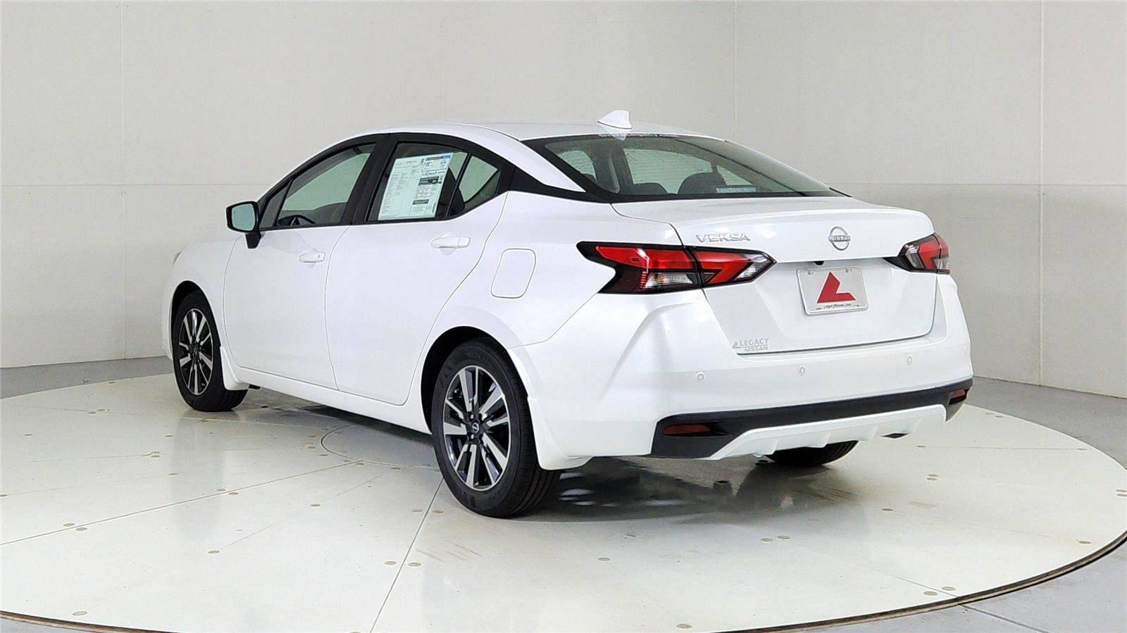 New 2025 Nissan Versa SV w/ Trunk Package image 5