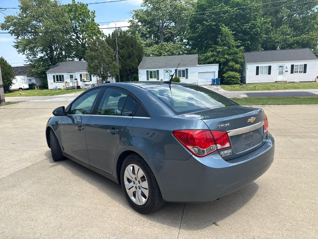 Used 2012 Chevrolet Cruze LS w/ Connectivity Package FWD image 8