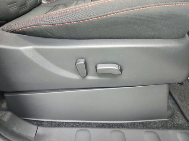 Used 2025 Nissan Frontier PRO-4X w/ Pro Convenience Package image 37