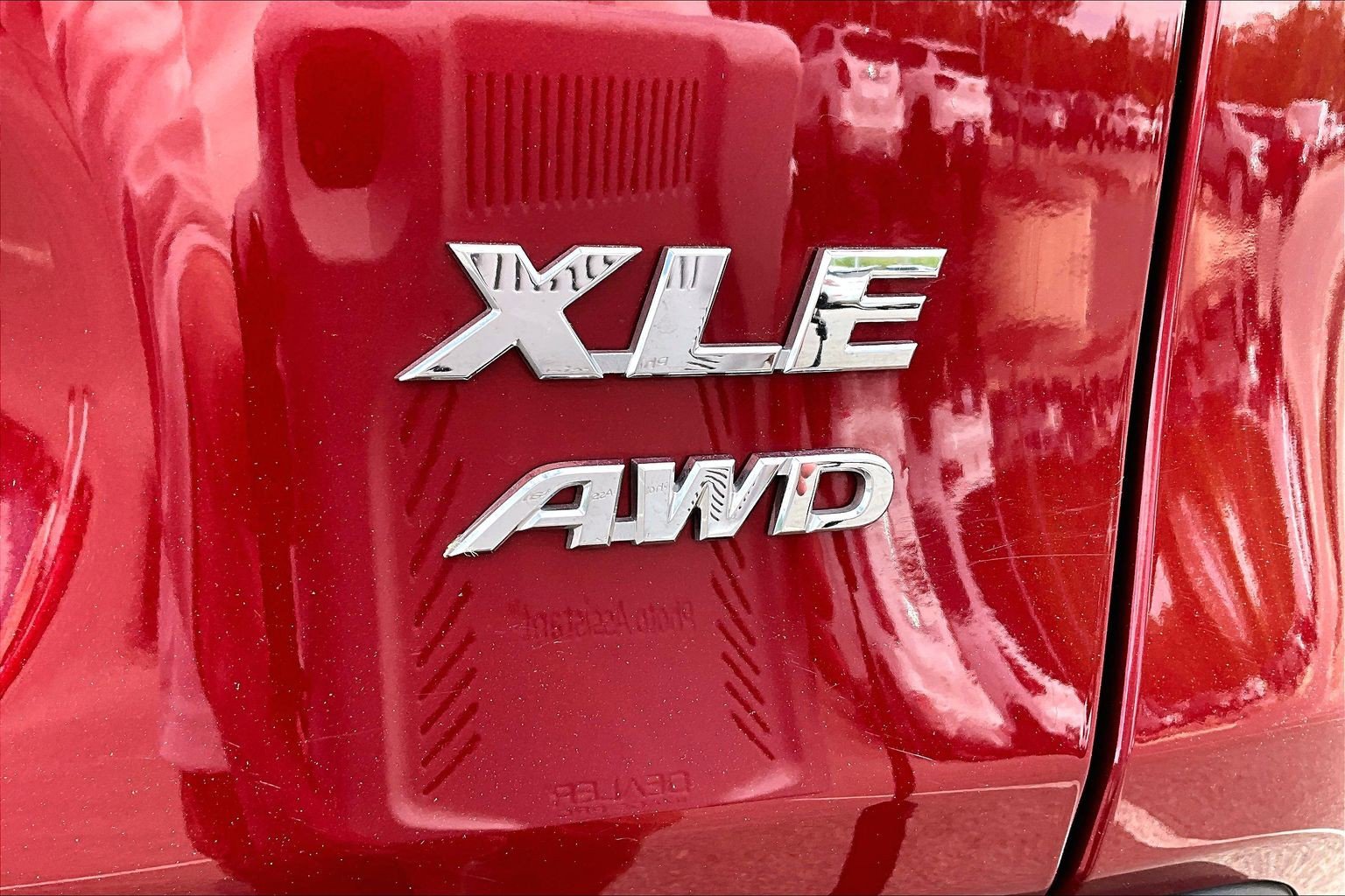 Used 2025 Toyota RAV4 XLE w/ Convenience Package AWD/4WD image 24