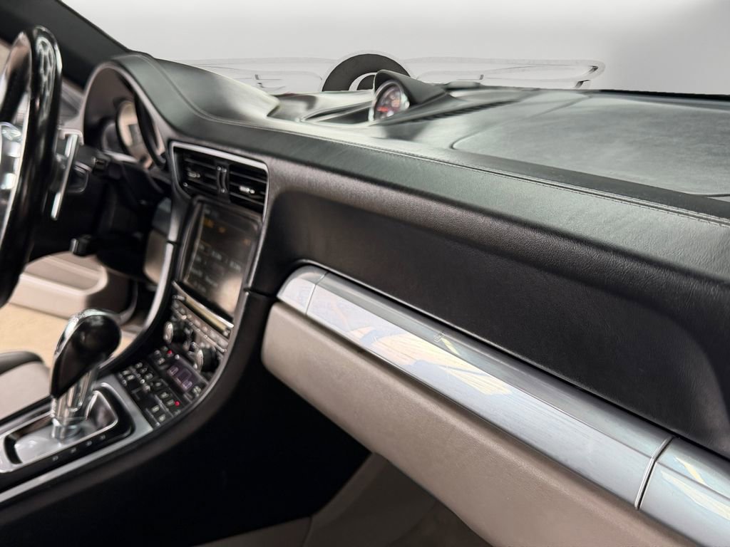 Used 2013 Porsche 911 Carrera S image 18