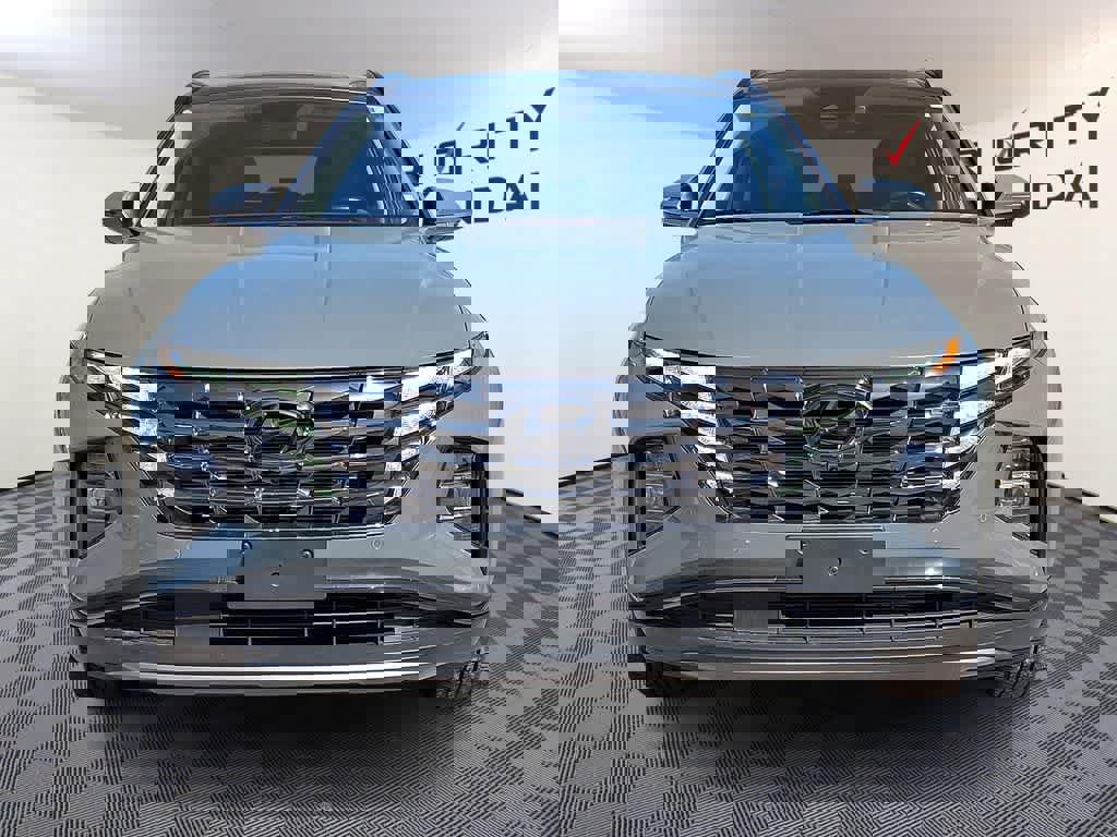Used 2024 Hyundai Tucson Limited image 2