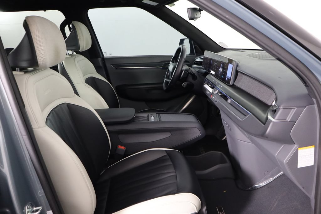 Used 2024 Kia EV9 GT-Line AWD/4WD image 19
