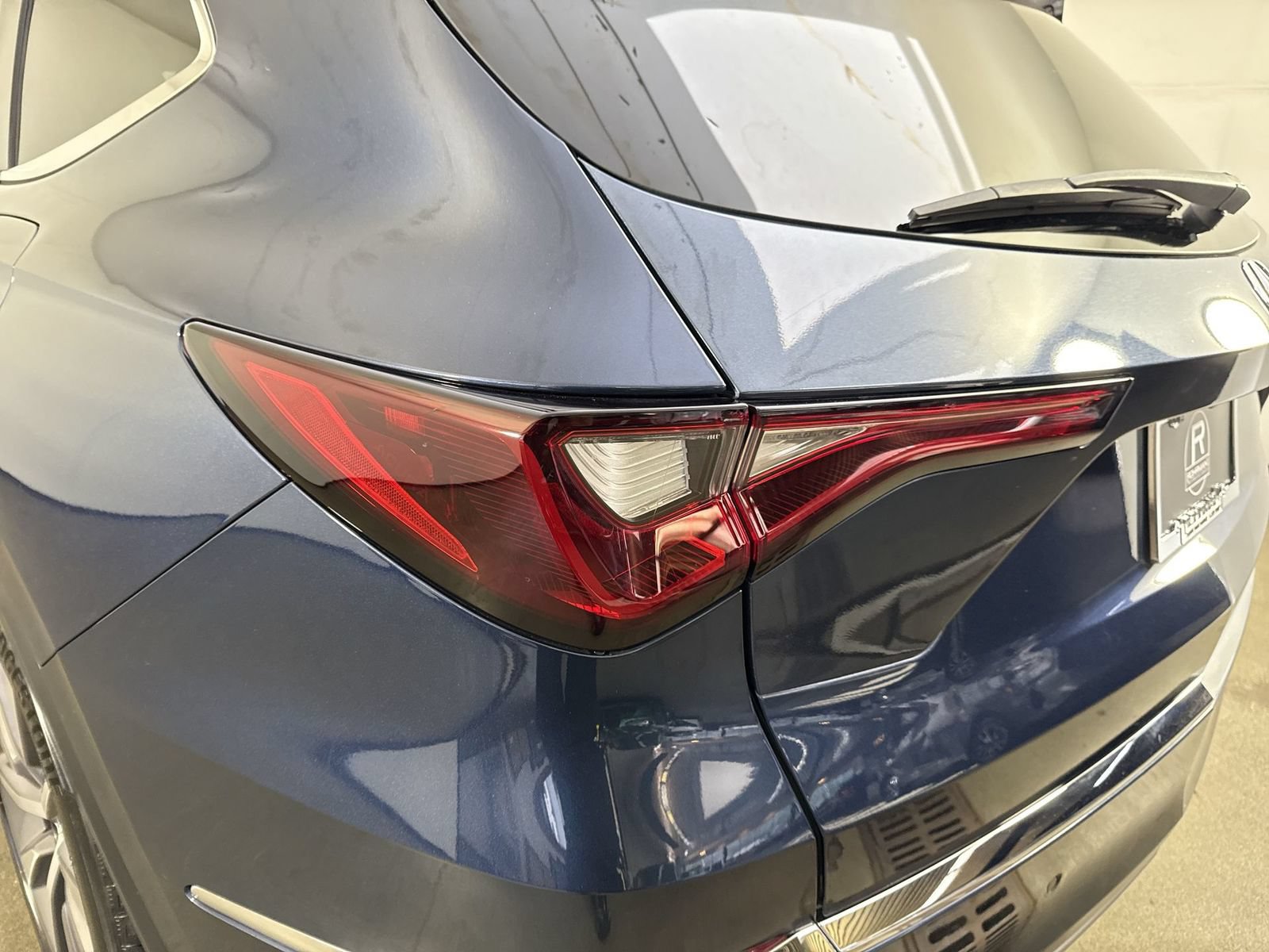 Certified 2025 Acura MDX w/ Technology Package AWD/4WD image 32