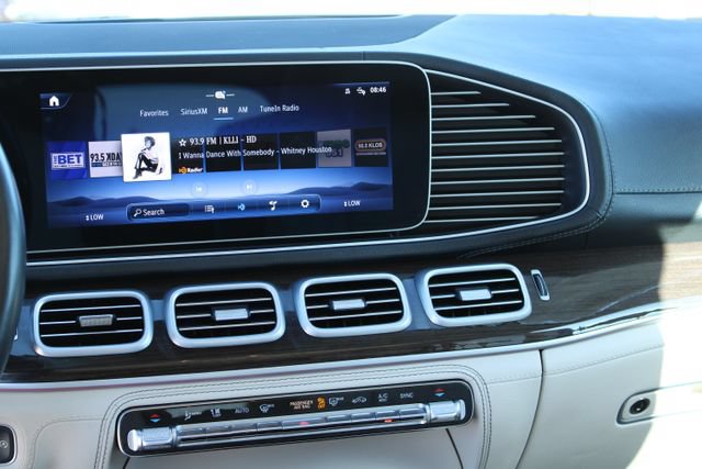 Used 2024 Mercedes-Benz GLS 450 4MATIC image 17