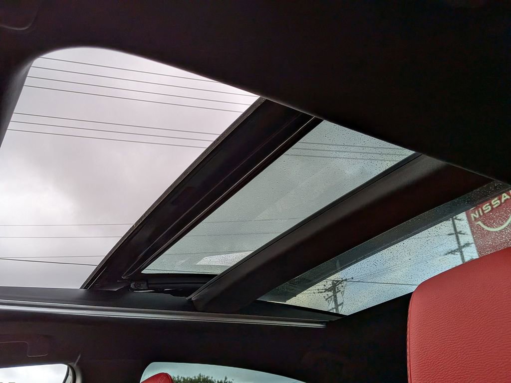 Used 2025 Toyota Camry XSE FWD image 17
