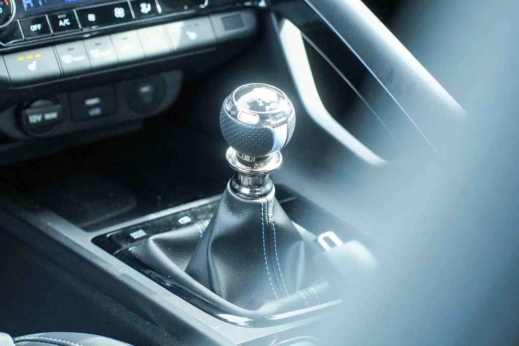 Used 2025 Hyundai Elantra N image 27