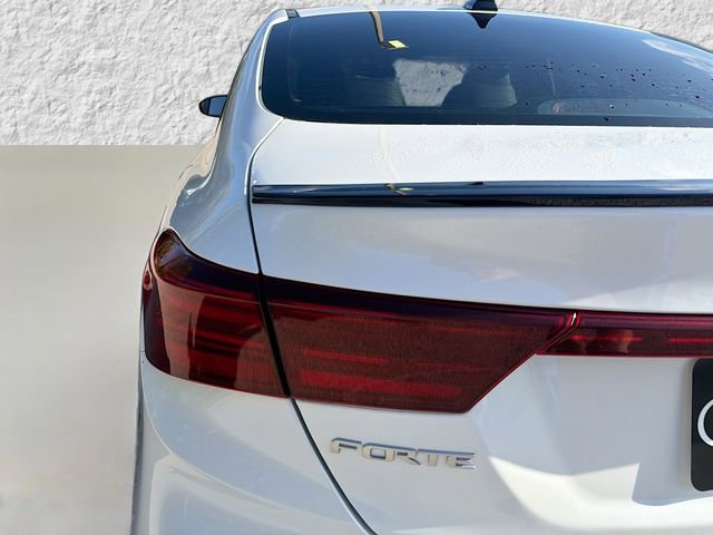 Used 2022 Kia Forte GT w/ GT Technology Package image 10