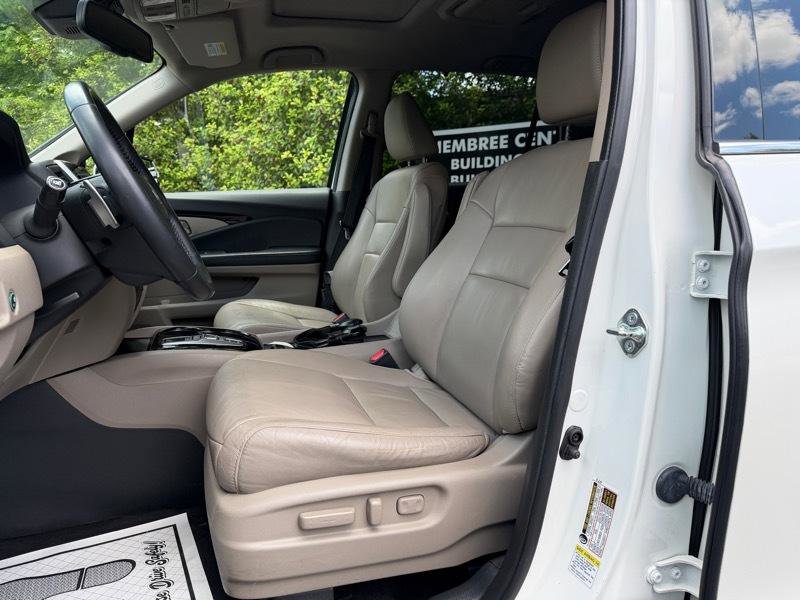 Used 2016 Honda Pilot Touring image 13