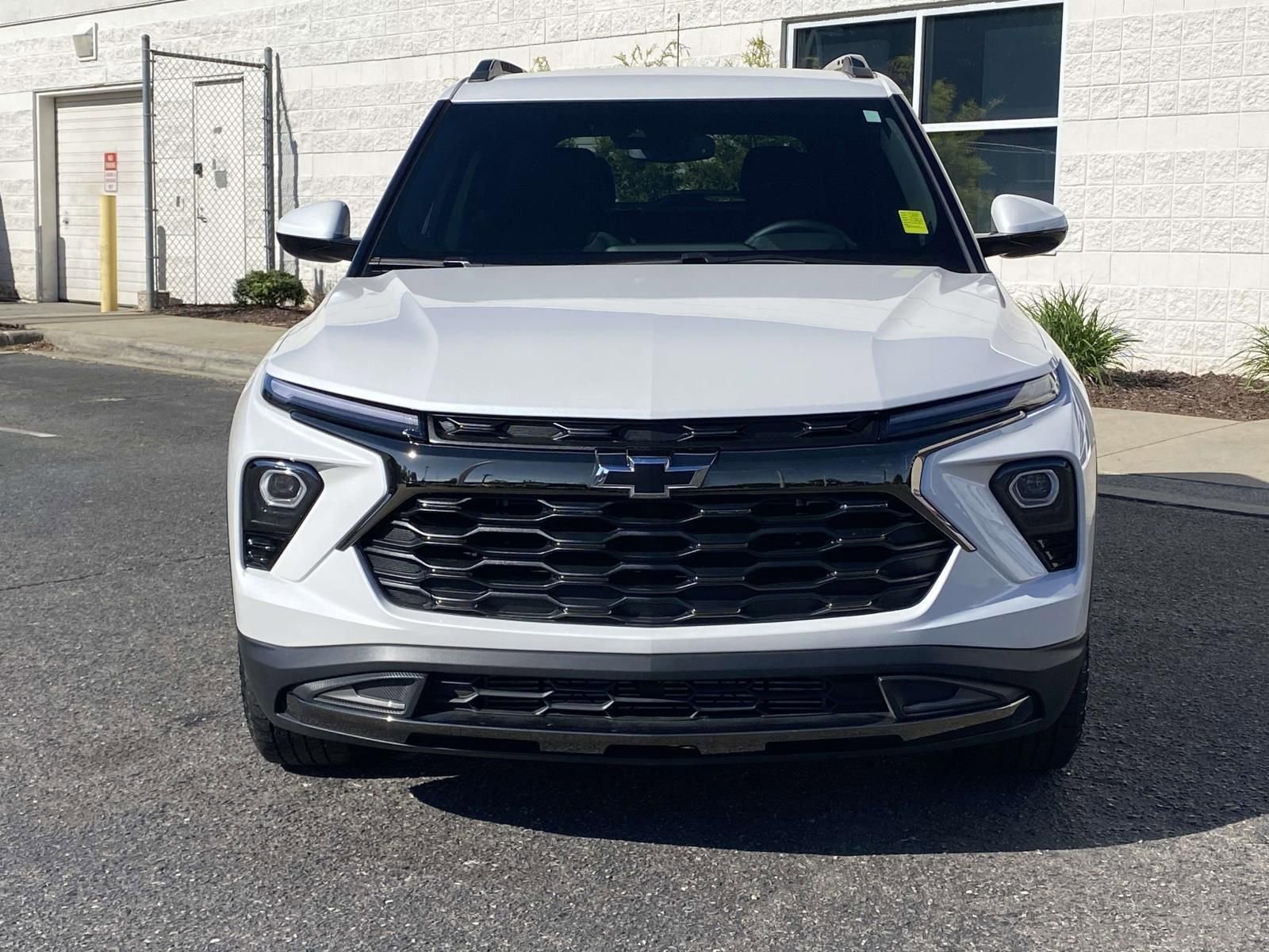 Used 2025 Chevrolet TrailBlazer ACTIV w/ Convenience Package FWD video 2