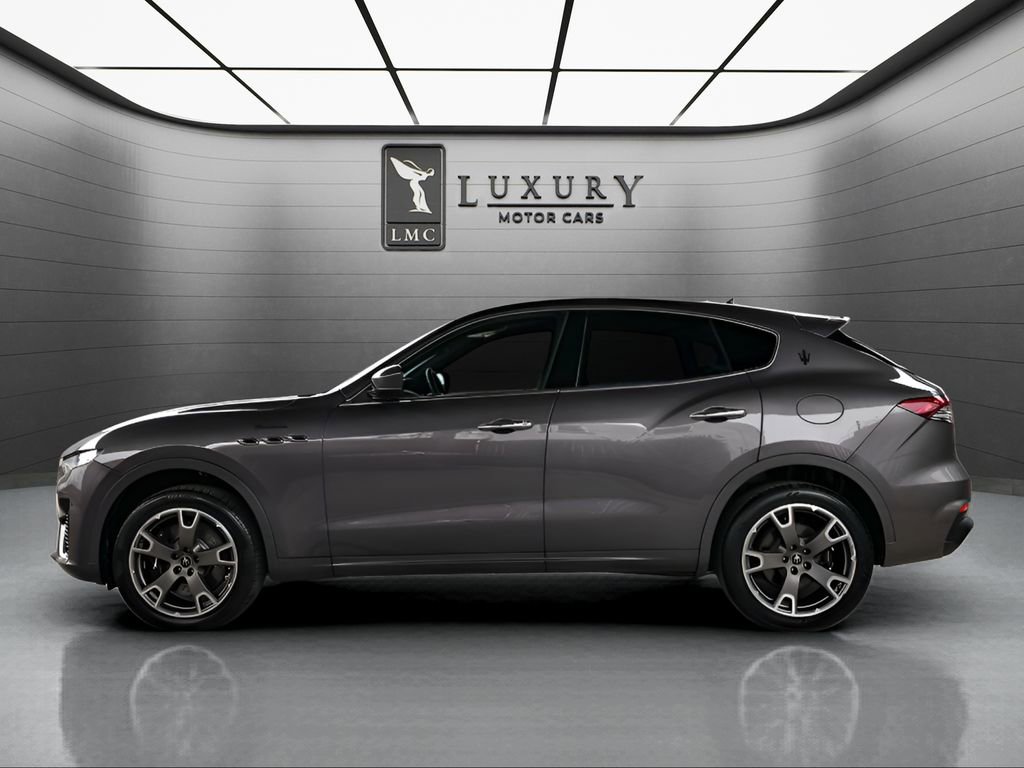 Used 2023 Maserati Levante Modena AWD/4WD image 5