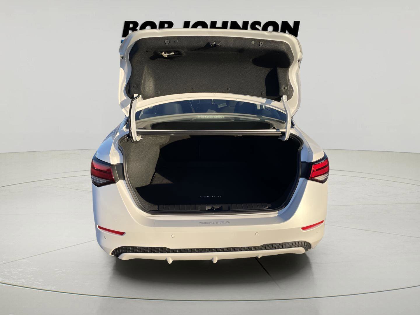 Used 2024 Nissan Sentra SV image 9