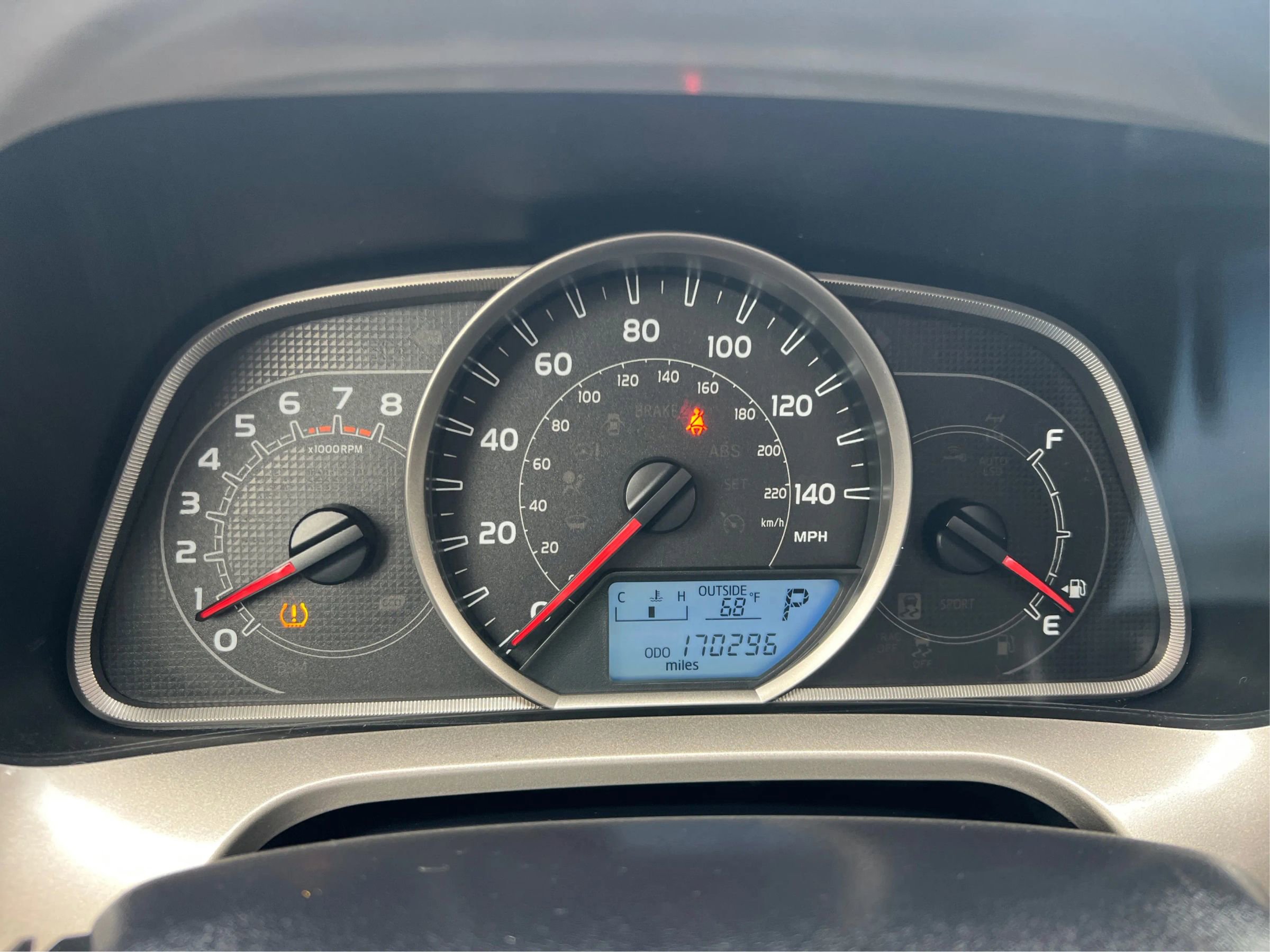 Used 2013 Toyota RAV4 XLE FWD image 19
