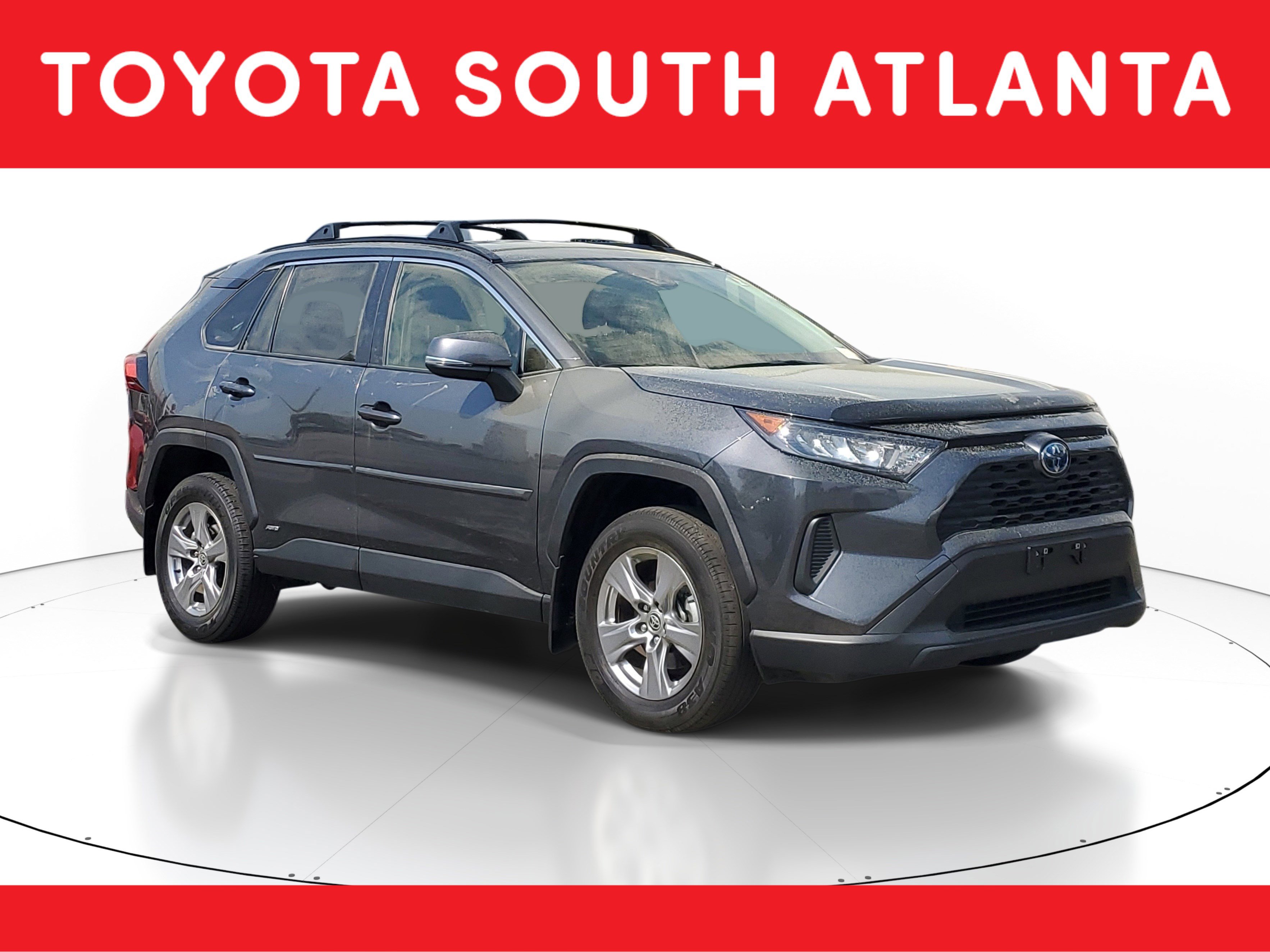 Used 2022 Toyota RAV4 LE image 1