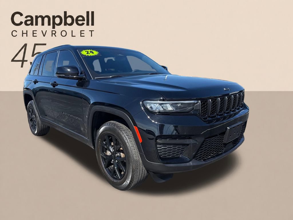 Used 2024 Jeep Grand Cherokee Altitude AWD/4WD image 8