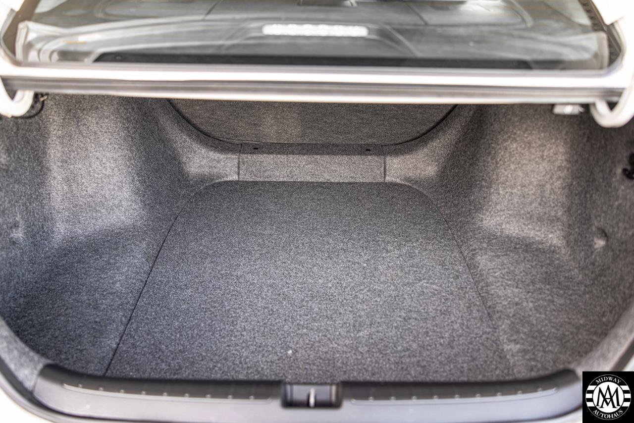 Used 2018 Honda Accord LX image 6