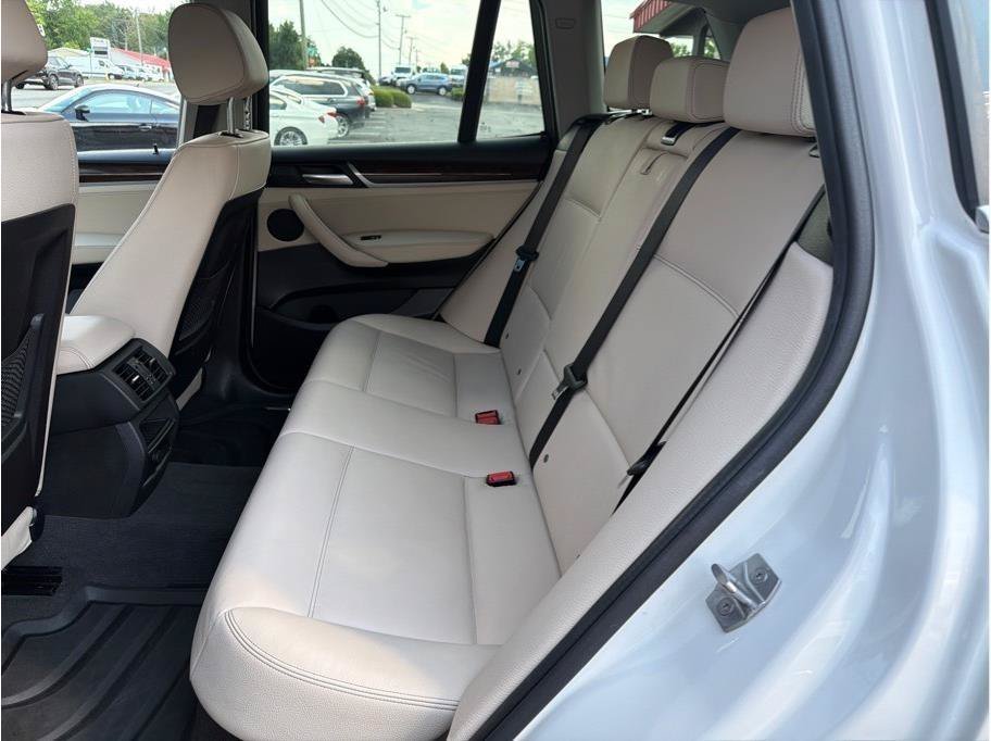 Used 2017 BMW X3 xDrive28i AWD/4WD image 12